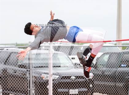 Thumbnail 1 in UIL 6A District 29/30 Area Meet photogallery.