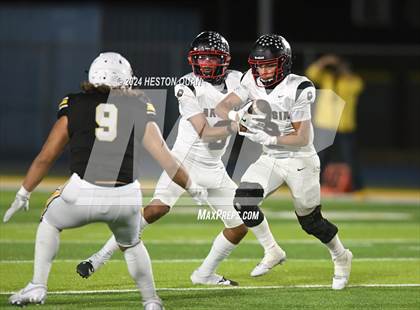 Thumbnail 1 in Artesia @ Cerritos photogallery.
