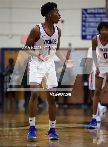 Thumbnail 3 in South Mecklenburg @ North Mecklenburg (NCHSAA 4A Round 2) photogallery.