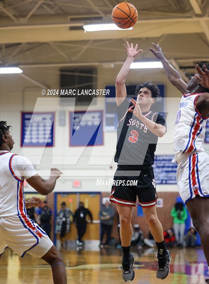 Thumbnail 3 in South Mecklenburg @ North Mecklenburg (NCHSAA 4A Round 2) photogallery.