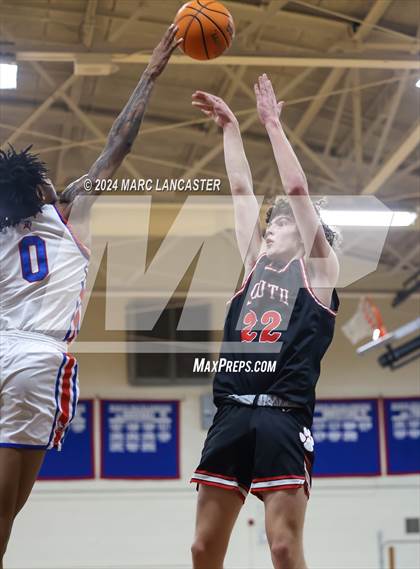 Thumbnail 3 in South Mecklenburg @ North Mecklenburg (NCHSAA 4A Round 2) photogallery.