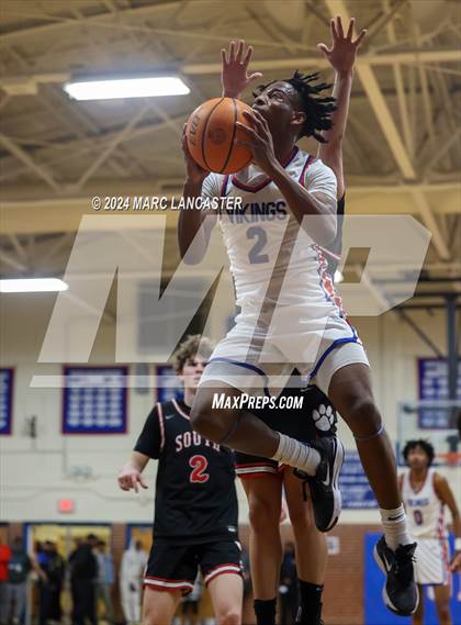 Thumbnail 1 in South Mecklenburg @ North Mecklenburg (NCHSAA 4A Round 2) photogallery.