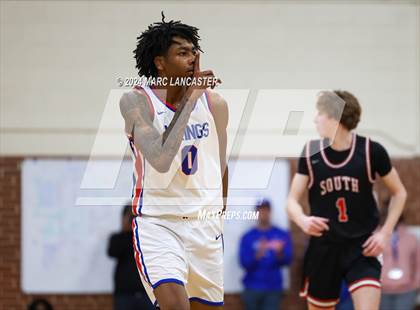 Thumbnail 3 in South Mecklenburg @ North Mecklenburg (NCHSAA 4A Round 2) photogallery.