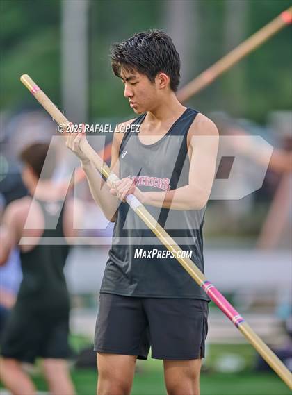 Thumbnail 3 in Cooper Dragon Invitational (Pole Vault) photogallery.