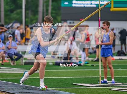 Thumbnail 2 in Cooper Dragon Invitational (Pole Vault) photogallery.