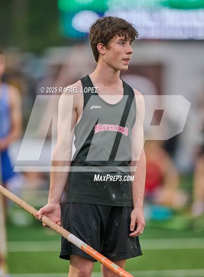 Thumbnail 1 in Cooper Dragon Invitational (Pole Vault) photogallery.