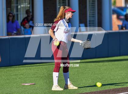 Thumbnail 2 in White Oak vs. Atlanta (UIL 3A Area Playoff) photogallery.