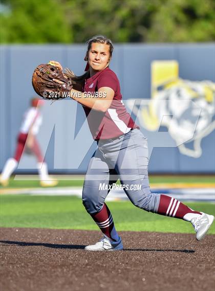 Thumbnail 1 in White Oak vs. Atlanta (UIL 3A Area Playoff) photogallery.