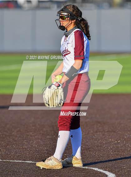 Thumbnail 3 in White Oak vs. Atlanta (UIL 3A Area Playoff) photogallery.