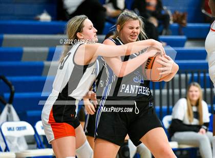 Thumbnail 3 in South Pittsburg vs Sale Creek (Battle At The Creek) photogallery.