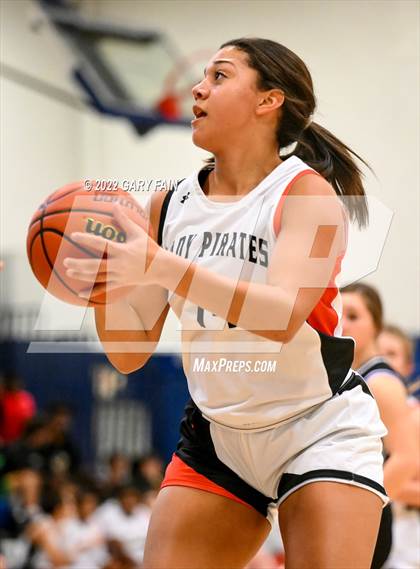 Thumbnail 2 in South Pittsburg vs Sale Creek (Battle At The Creek) photogallery.