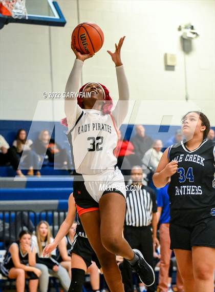 Thumbnail 3 in South Pittsburg vs Sale Creek (Battle At The Creek) photogallery.