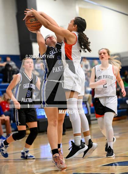 Thumbnail 1 in South Pittsburg vs Sale Creek (Battle At The Creek) photogallery.