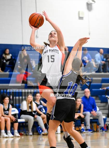 Thumbnail 2 in South Pittsburg vs Sale Creek (Battle At The Creek) photogallery.