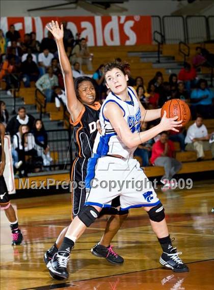 Thumbnail 2 in Dobie vs Cypress Creek (McDonalds Texas Invitational) photogallery.