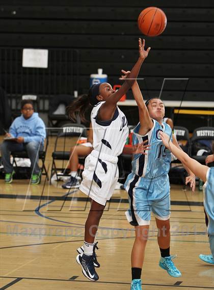 Thumbnail 1 in Dantzler Charter vs. Our Lady of Peace (So Cal Holiday Classic) photogallery.
