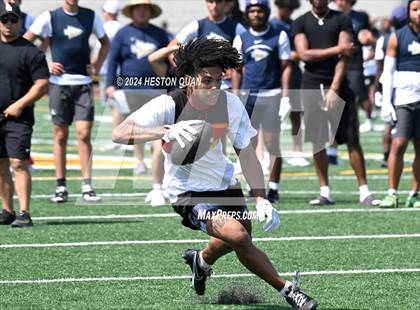 Thumbnail 3 in Mission Viejo vs. St. John Bosco (Battle At The Beach) photogallery.