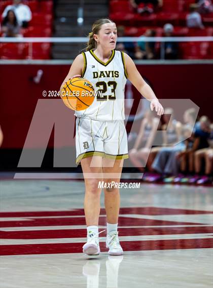 Thumbnail 3 in Davis vs. Corner Canyon (UHSAA 6A Quarterfinal) photogallery.