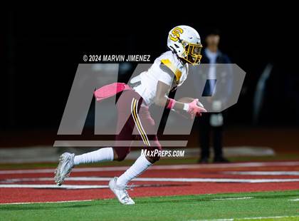 Thumbnail 1 in Simi Valley @ Oaks Christian photogallery.