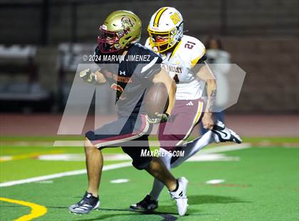 Thumbnail 1 in Simi Valley @ Oaks Christian photogallery.