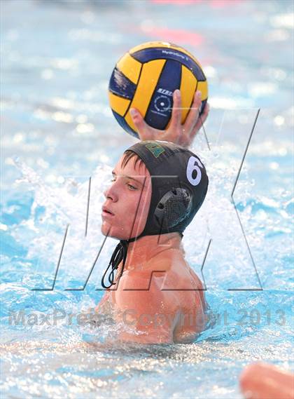 Thumbnail 2 in Santiago vs. Mira Costa (CIF SS D3 Final) photogallery.