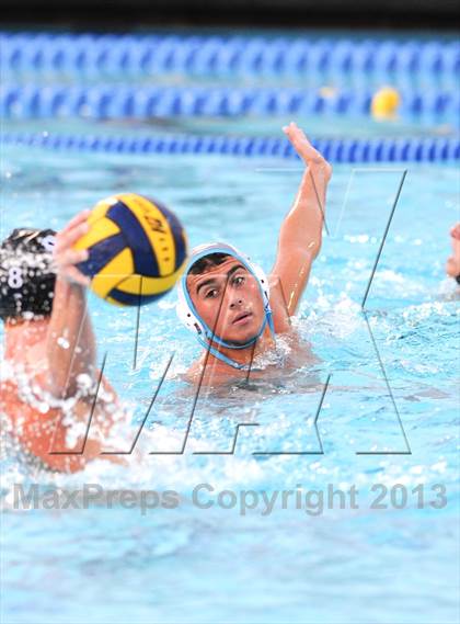 Thumbnail 2 in Santiago vs. Mira Costa (CIF SS D3 Final) photogallery.