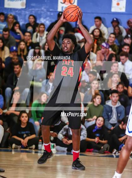 Thumbnail 2 in Taft vs El Camino Real photogallery.