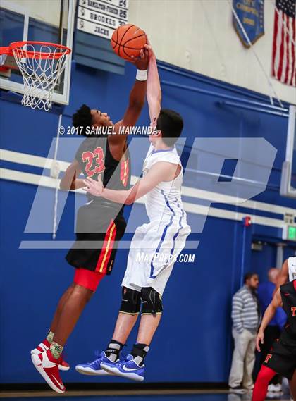 Thumbnail 1 in Taft vs El Camino Real photogallery.