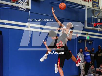 Thumbnail 3 in Taft vs El Camino Real photogallery.