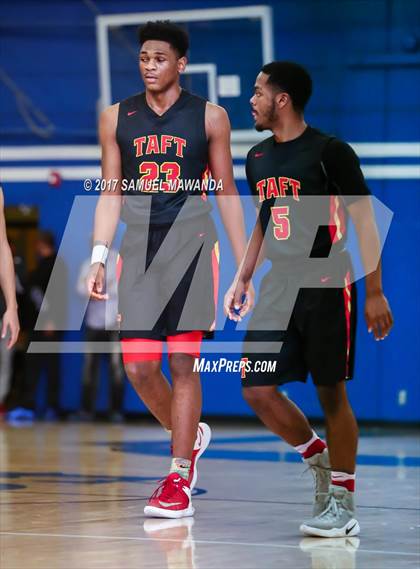 Thumbnail 3 in Taft vs El Camino Real photogallery.