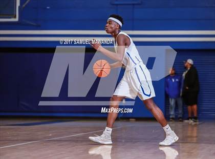 Thumbnail 3 in Taft vs El Camino Real photogallery.