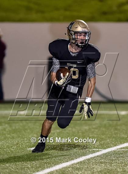 Thumbnail 2 in Cameron Yoe vs. McGregor (UIL 3A Bi-District) photogallery.