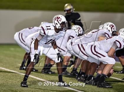 Thumbnail 2 in Cameron Yoe vs. McGregor (UIL 3A Bi-District) photogallery.