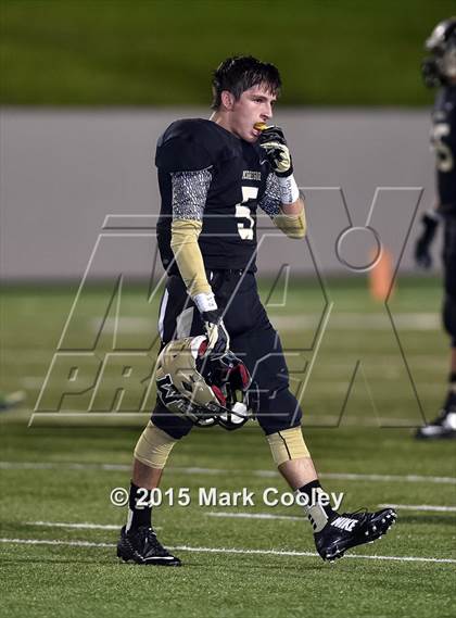 Thumbnail 2 in Cameron Yoe vs. McGregor (UIL 3A Bi-District) photogallery.