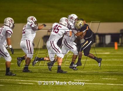 Thumbnail 2 in Cameron Yoe vs. McGregor (UIL 3A Bi-District) photogallery.