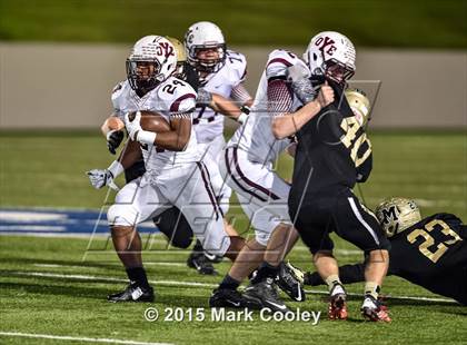 Thumbnail 3 in Cameron Yoe vs. McGregor (UIL 3A Bi-District) photogallery.