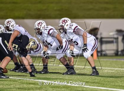 Thumbnail 2 in Cameron Yoe vs. McGregor (UIL 3A Bi-District) photogallery.