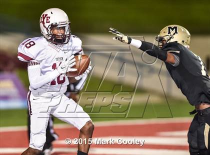 Thumbnail 2 in Cameron Yoe vs. McGregor (UIL 3A Bi-District) photogallery.