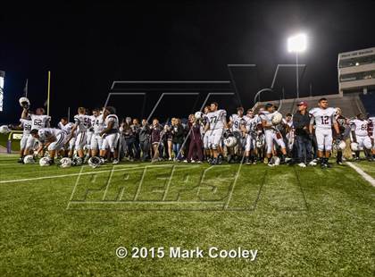 Thumbnail 2 in Cameron Yoe vs. McGregor (UIL 3A Bi-District) photogallery.