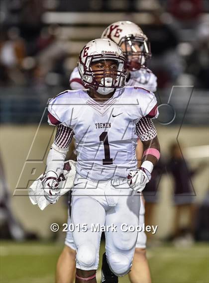 Thumbnail 2 in Cameron Yoe vs. McGregor (UIL 3A Bi-District) photogallery.
