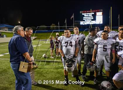 Thumbnail 3 in Cameron Yoe vs. McGregor (UIL 3A Bi-District) photogallery.