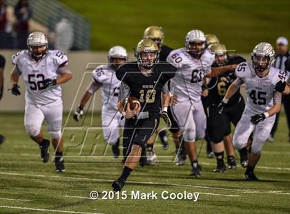 Thumbnail 1 in Cameron Yoe vs. McGregor (UIL 3A Bi-District) photogallery.