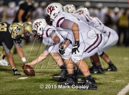 Thumbnail 3 in Cameron Yoe vs. McGregor (UIL 3A Bi-District) photogallery.