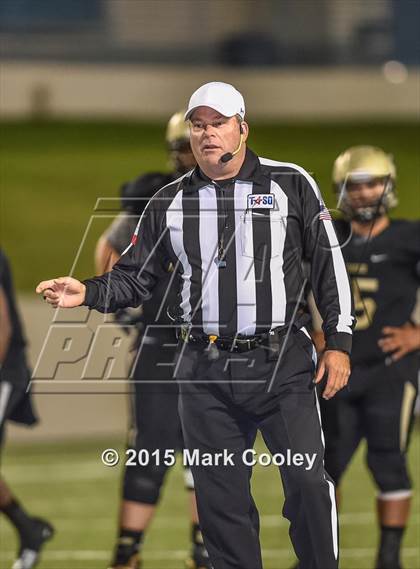 Thumbnail 1 in Cameron Yoe vs. McGregor (UIL 3A Bi-District) photogallery.