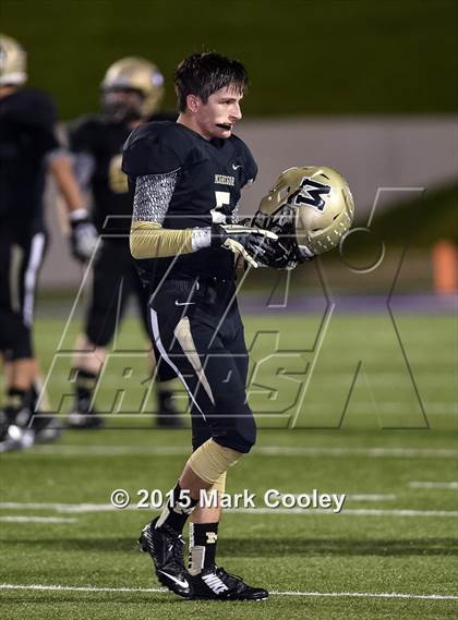 Thumbnail 3 in Cameron Yoe vs. McGregor (UIL 3A Bi-District) photogallery.