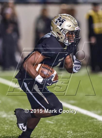 Thumbnail 3 in Cameron Yoe vs. McGregor (UIL 3A Bi-District) photogallery.