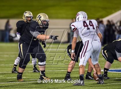 Thumbnail 2 in Cameron Yoe vs. McGregor (UIL 3A Bi-District) photogallery.