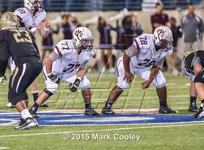 Thumbnail 1 in Cameron Yoe vs. McGregor (UIL 3A Bi-District) photogallery.