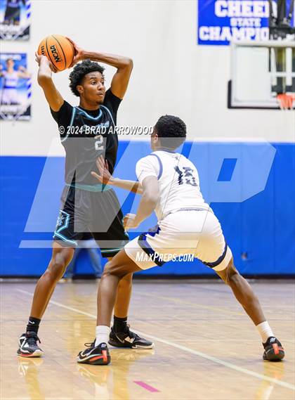 Thumbnail 3 in Cox Mill @ Lake Norman photogallery.