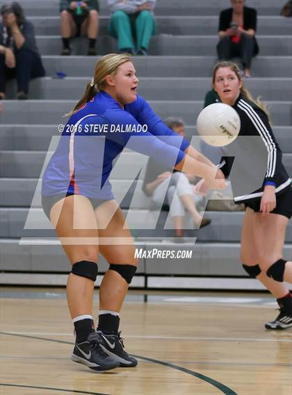 Thumbnail 3 in John Curtis Christian @ Archbishop Chapelle photogallery.